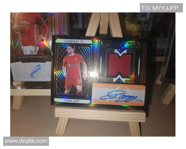 如何通过足球球星卡来评估球员实力与市场价值