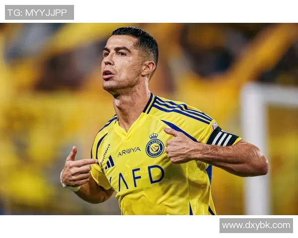 足球巨星崛起与全球足坛风云变化：从梅西到C罗的时代交替与未来展望