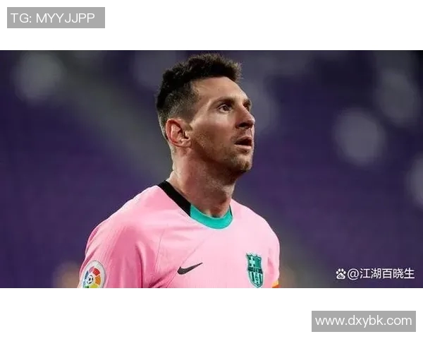 3号足球球星奋勇拼搏书写绿茵传奇引领球队走向辉煌未来