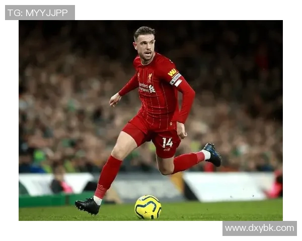 远古足球传奇帅哥们的风采与魅力:回顾黄金时代的经典球星 远古足球传奇帅哥们的风采与魅力:回顾黄金时代的经典球星